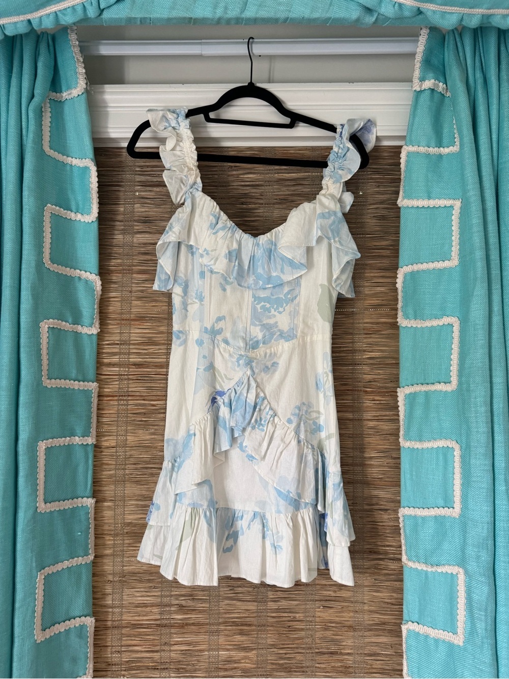 Sleeveless Ruffled Mini Dress in Light Blue Floral